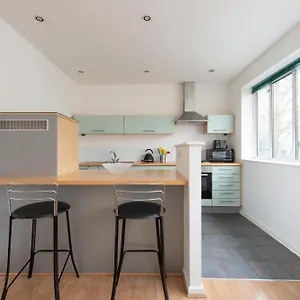  Apartment Modern Luxury By Bow Road Station